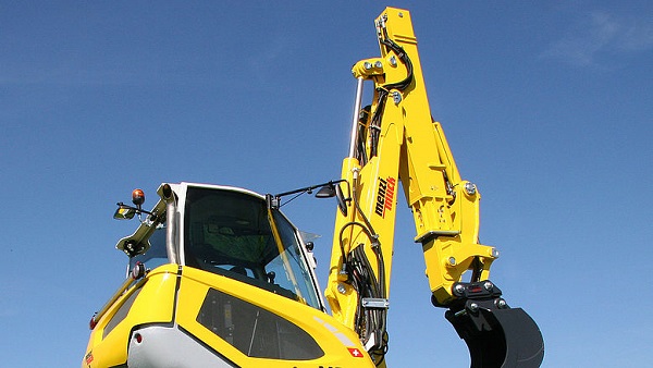 瑞士梅銳挖掘機 全地形挖掘機