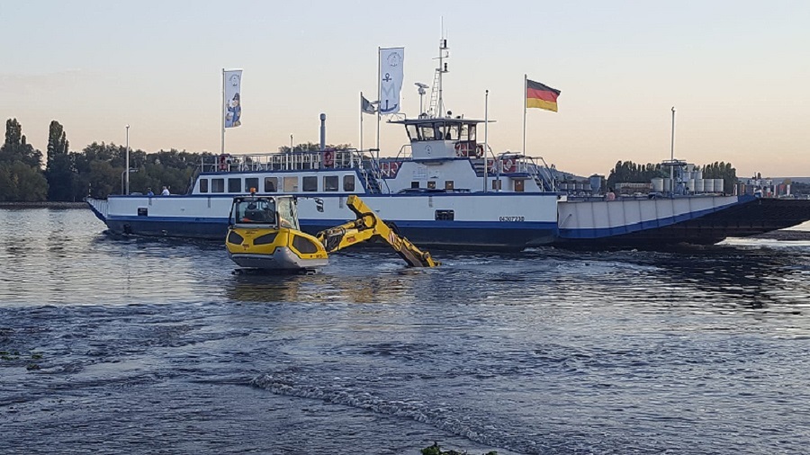 全地形步履式挖掘機的應用